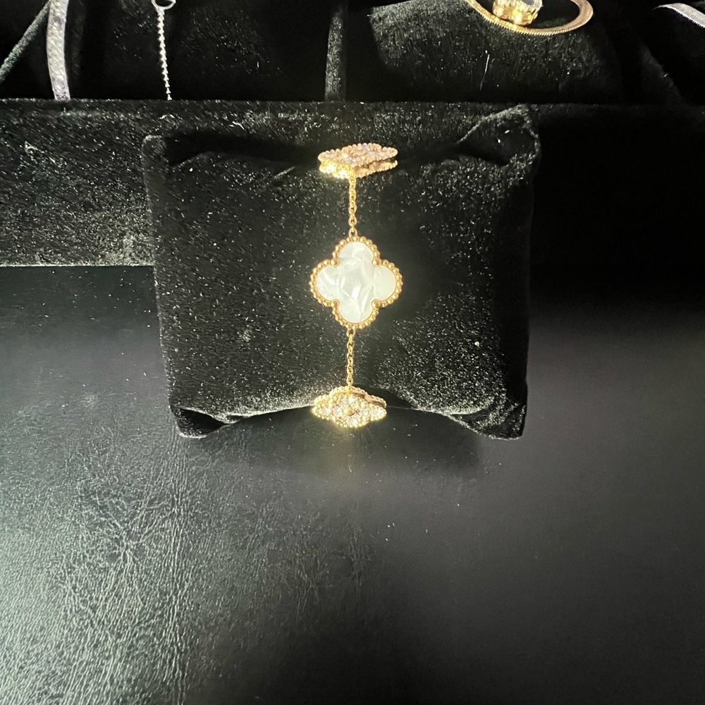 Double Sided White Clover Bling Diamond Bracelet